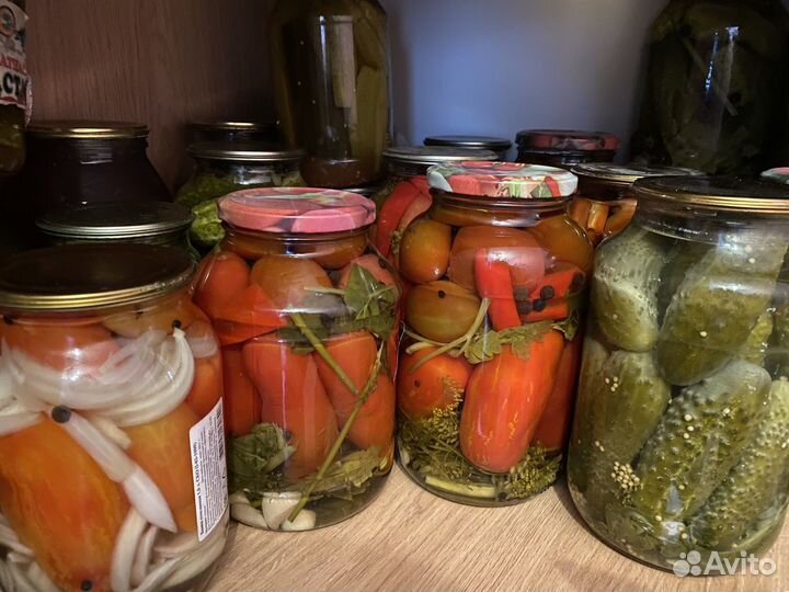 Домашние консервации огурцы, помидоры