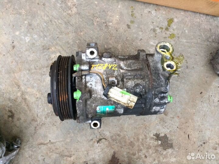 Компрессор кондиционера Opel Vectra C
