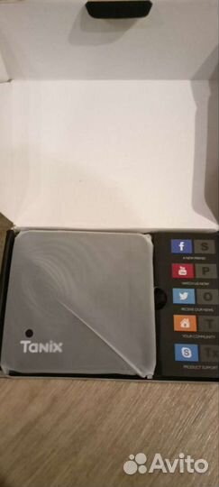 Новая Смарт тв приставка Tanix W2 Андроид 11