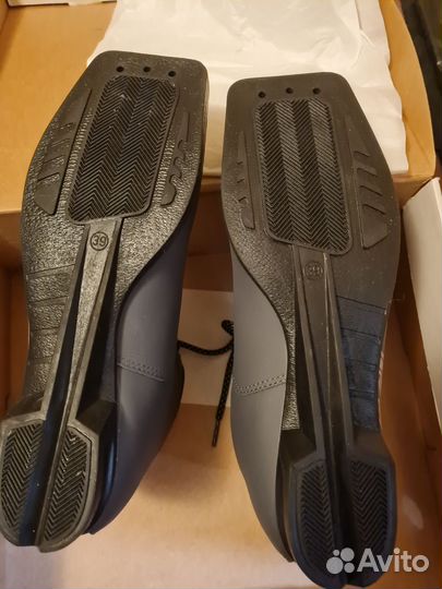 Лыжные ботинки раз.39