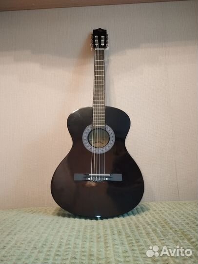 Классическая гитара Martin Romas