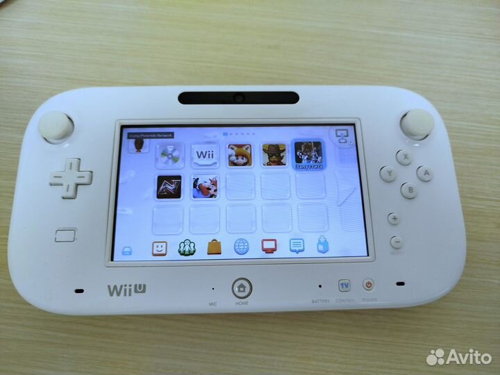 Nintendo WiiU 32Gb белая