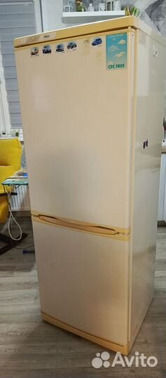 Холодильник Stinol бу, рабочий