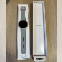 Смарт часы Samsung Galaxy Watch 4 Silver 44mm