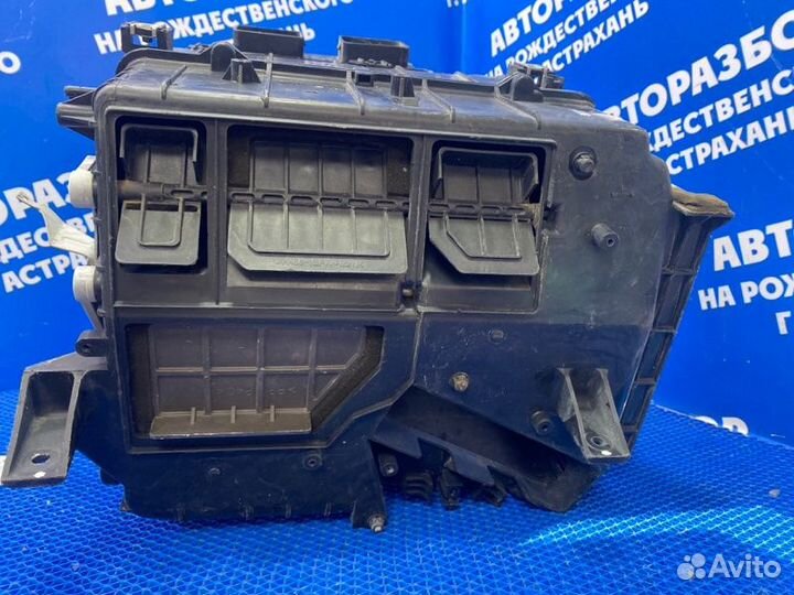 Корпус печки Hyundai Sonata 4 седан 2004