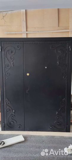 Дверь входная металлическая