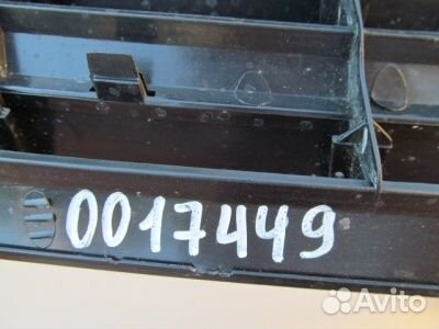 Решетка радиатора Volkswagen Golf 5 2004-2009