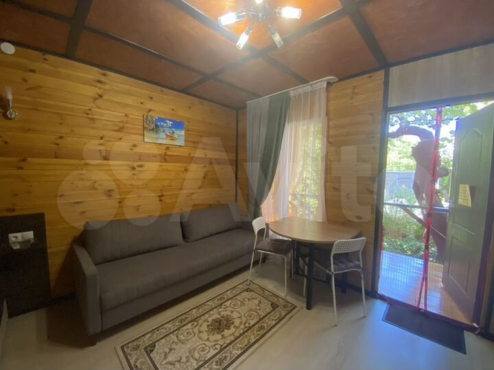 Дом 50 м² на участке 4 сот.