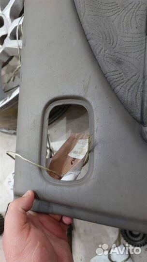 Обшивка двери задней правой Nissan Almera N16 200