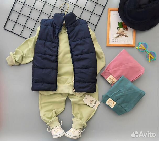 Костюм тройка