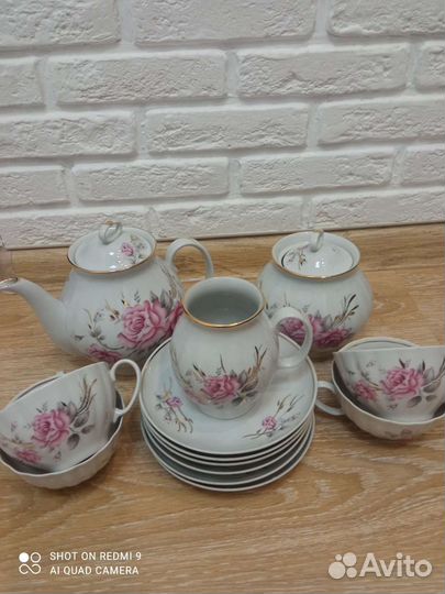 Фарфоровый чайный сервиз Дулево