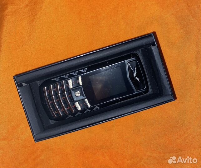 Телефон Vertu