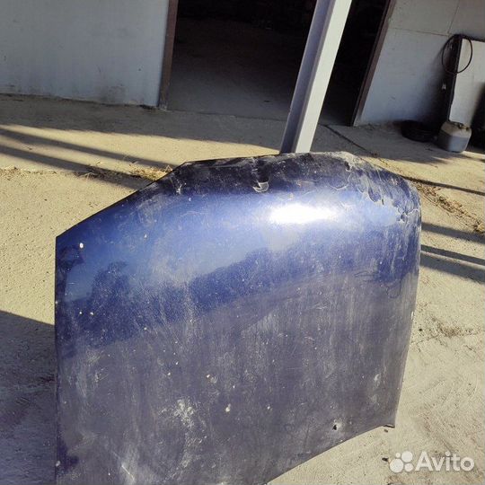 Капот передний Hyundai Lantra J1 1995