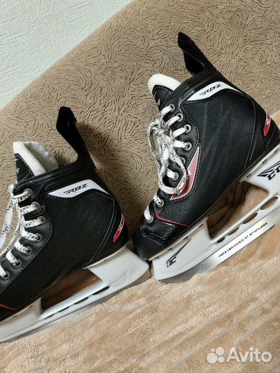 Хоккейные коньки ccm 39-40 размер