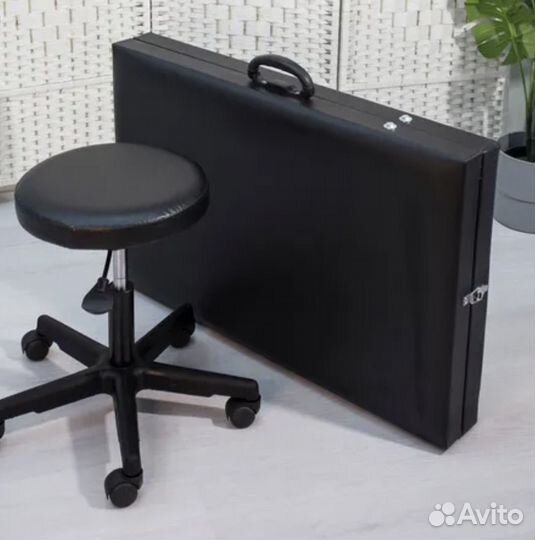 Кушетка,стул мастера