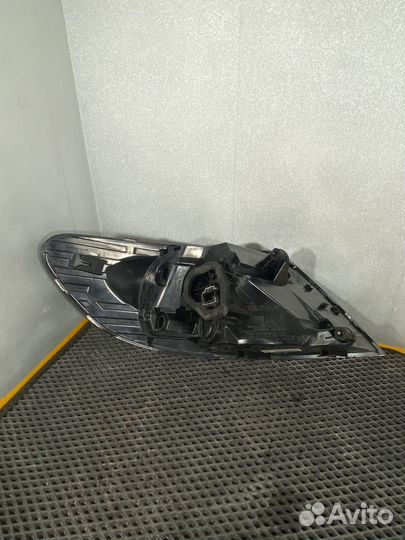 Задний фонарь правый VW passat cc