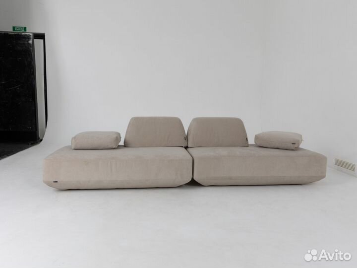 Диван со спальным местом 4400х1800 мм