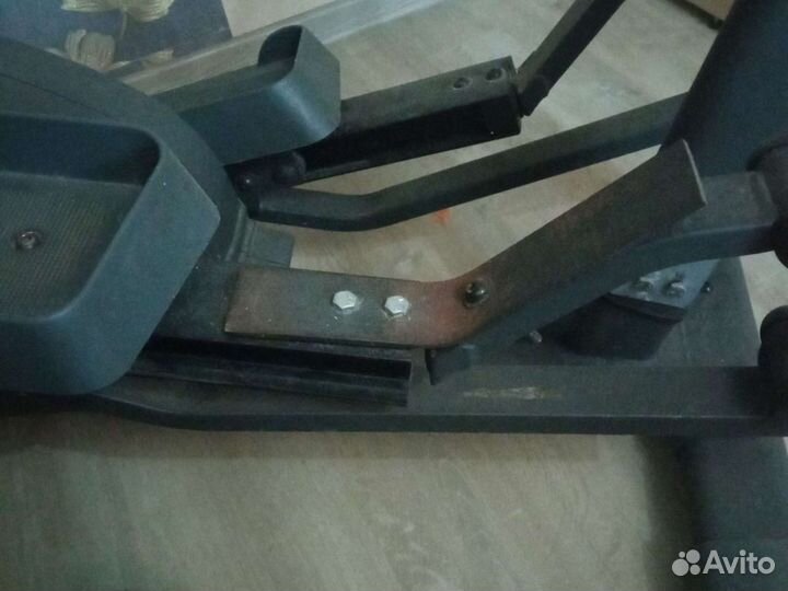 Эллиптический тренажер Torneo Элепсойд