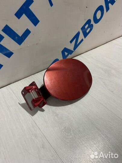 Лючок бензобака mazda CX-7 2.3 ат