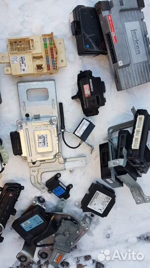 Комплект блок управления модуль Quoris Kia 2013