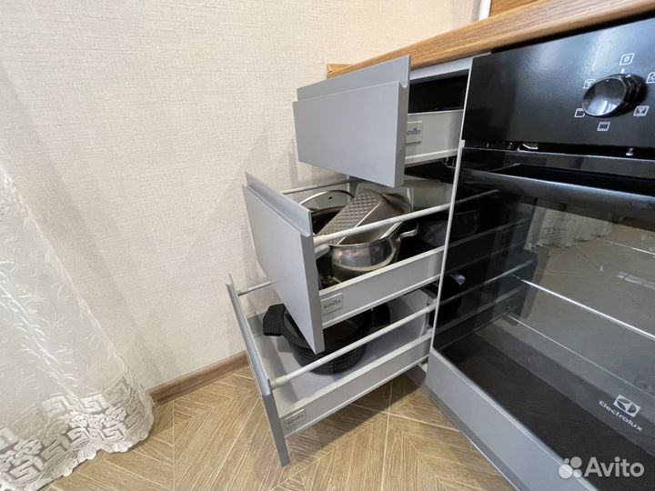 Цена за весь гарнитур CN:037762