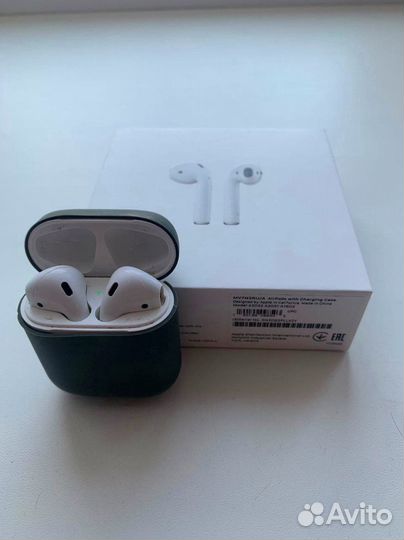 Airpods 2 поколения