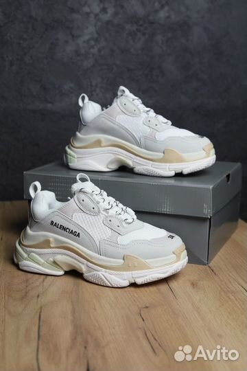 Кроссовки Balenciaga Triple S White