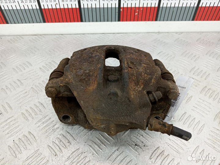 Суппорт передний правый Renault Scenic рест. 2000