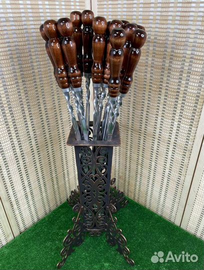 Подставка под шампуры