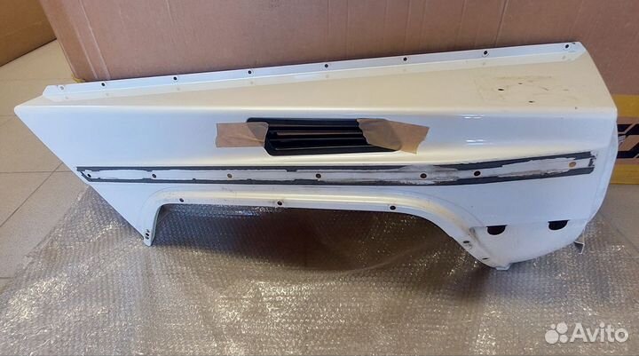 Крылья w463 G63 AMG оригинал