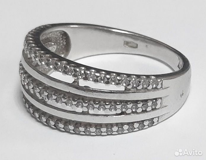Кольцо серебро 925 пр. вес 2,92 гр. р-р 16,5