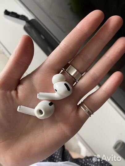 Наушники Apple AirPods Pro 2 без кейса