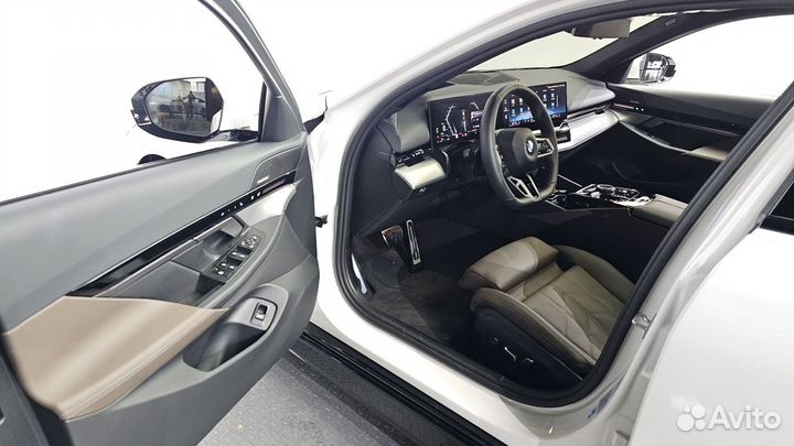 BMW 5 серия 2.0 AT, 2023, 2 204 км