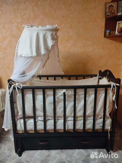 Бортики в детскую кроватку + балдахин с креплением