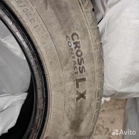 Continental ContiCrossContact LX 215/65 R16