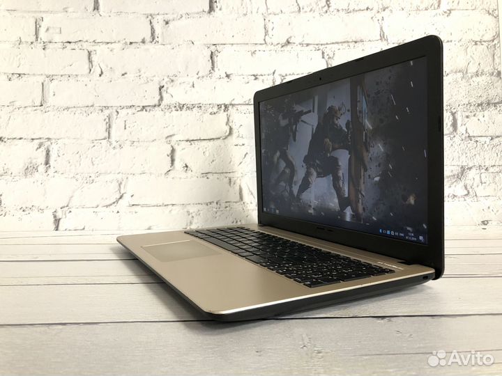 Ноутбук игровой Asus Core i3 2 video