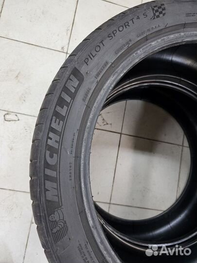 Michelin Pilot Sport 4 S 245/45 R20 и 275/40 R20 106Y