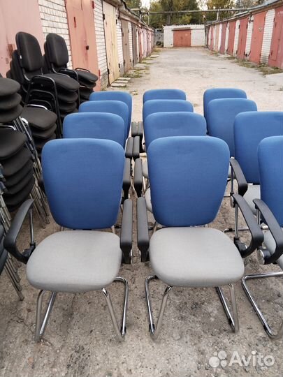 Кресла офисные