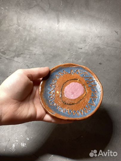 Тарелка декоративная керамика