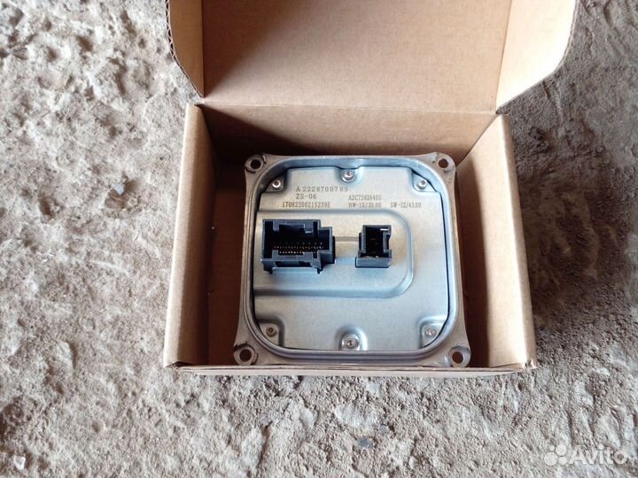 Блок розжига Led фары Mercedes Benz V447