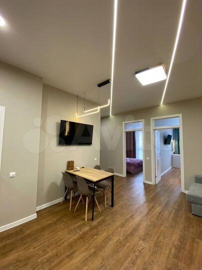 2-к. квартира, 57 м², 2/8 эт.