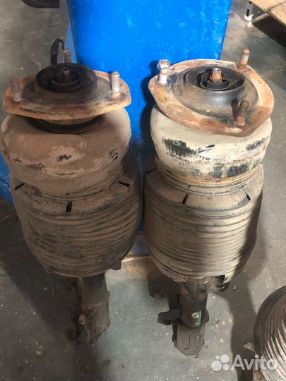 Пневмостойка перед. и зад. комплект