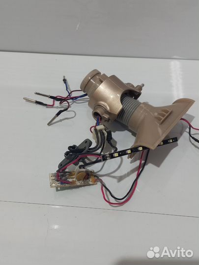 Плата щетки с контактом зарядки пылесоса Redmond