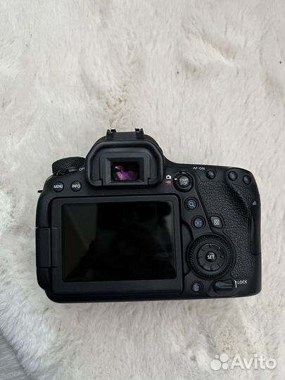 Зеркальный фотоаппарат canon 6d mark 2 body