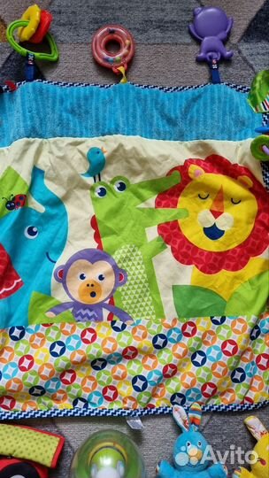 Игрушки для новорожденных пакетом
