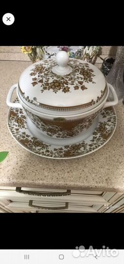 Супница с большой тарелкой