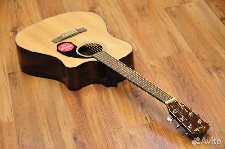 Электроакустическая гитара Fender + Аксессуары