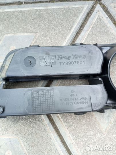 Рамка под противотуманные фары