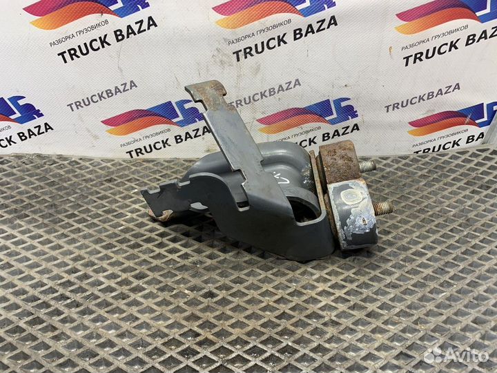 0221438 Кронштейн радиатора охлаждения