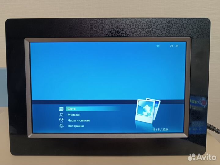 Цифровая фоторамка Samsung SPF-105P